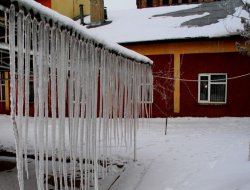 Kars dün gece eksi 22'yi gördü