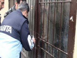 Şırnak'ta Dedaş belediyenin elektiriğini kesti,belediye de Dedaş'ı mühürledi