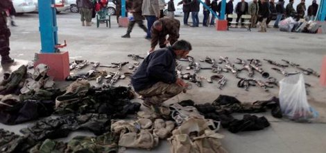 Suriyeli silahlı muhalifler Türkiye'ye sığındı