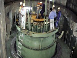 İran nükleer programını askıya aldı