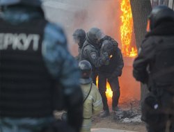 Ukrayna`da sokak çatışmasında bir kişi öldü