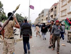 Libya karıştı: 14 ölü, 65 yaralı!