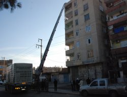 Çökme Tehlikesi Olan Bina Boşaltıldı