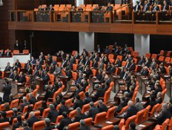 Ak Parti`li 320 milletvekili muhalefete dava açacak