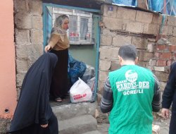 Ergani Kardeş-Der'den Onlarca Aileyi Sevindirdi
