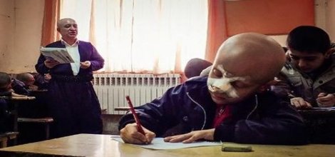 Doğu Kürdistan'da Öğretmenden Örnek Davranış