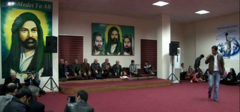 Devlet, Alevi Dedeleri umreye götürüyor