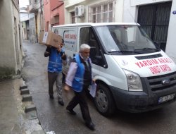 İzmir Umut Kapısı'ndan 170 Aileye Yardım