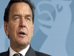 Schröder'i de dinlemişler!