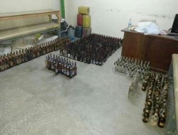 Cizre'de yüzlerce molotof bombası ele geçirildi