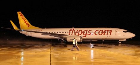 Uçağı kaçıran korsan etkisiz hale getirildi