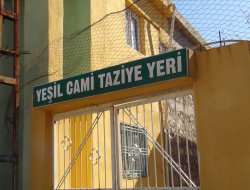 Ergani'de Camiye Hırsızlar Dadandı