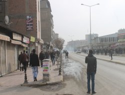 Van'da Açık Oto Pazarı Tehditle Kapattırıldı