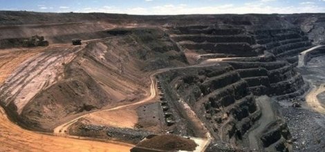 Güney Afrika’da 200 madenci göçük altında kaldı