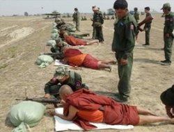 Rahipler Budistleri Müslümanlara Karşı Kışkırtıyor