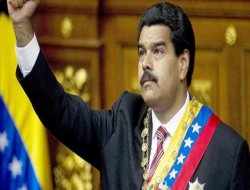 Venezuella Cumhurbaşkanı 3 ABD'li Yetkiliyi Sınır Dışı Ediyor