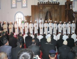 'Kur'an'ı Rehber Edinmeliyiz'