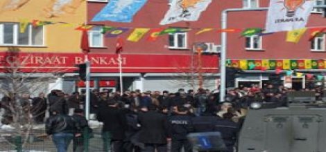 Van'da AK Partililere saldırı: 6 yaralı