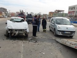 Kızıltepe'de Kaza: 3 Yaralı