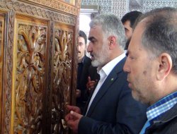 Yapıcıoğlu Veysel Karani Türbesini Ziyaret Etti