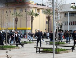 HDP Urla Seçim Bürosu Açılışında Gerginlik