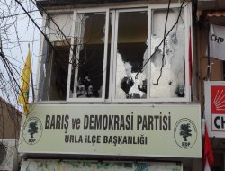 HDP'nin Seçim Lokali Açılışında Olaylar Çıktı