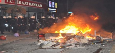 Göstericilere polis müdahalesi