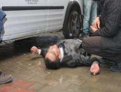 5. kattan düşen genç ağır yaralandı