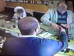 Bakır bilezik verdi yerine altın aldı
