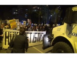 Mersin'de hükümet karşıtı gösteride gerginlik