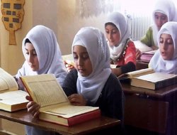 Minik Kur'an aşıkları için tören düzenlendi