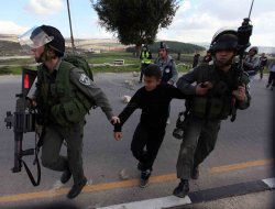 İsrail askerleri 31 çocuğu tutukladı