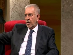 İnançer: "Cuma vakti kazanılan para haramdır."