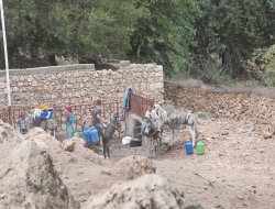 Silvan'a bağlı Boyunlu (Boşat) köyü yılın 4 ayı susuz