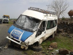 Karacadağ şehitlerini anma programı yolunda kaza: 5 yaralı