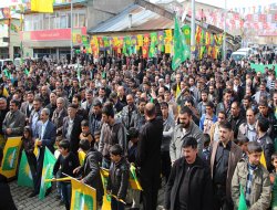 HÜDA PAR'ın Karlıova'daki büro açılışı mitinge dönüştü