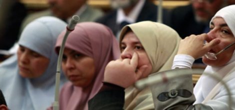 Cezayir'de tepki çeken başörtüsü açıklaması