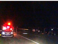 Çınar'da 2 otomobil kafa kafaya çarpıştı