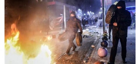 Sokaklar yine karıştı