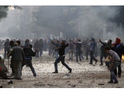 Mısır'da 300 Gözaltı