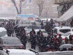 Muş'ta mart ayında kar etkili oluyor