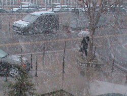 Mart ayının ortasında Konya'ya kar yağdı