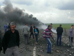 Mardin'de TIR yol ortasında alev aldı