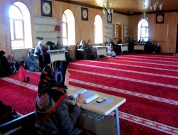 Van İl Müftülüğü'nün hanım sahabeler programı devam ediyor