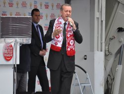 Başbakan Batman'da BDP, CHP ve MHP'ye yüklendi