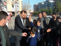 Diyarbakır Hüda Par esnafı ziyaret edip sorunlarını dinledi