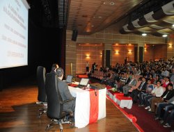 D.Ü'de kariyer bilgilendirme semineri