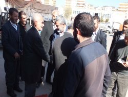 "Belediye başkanı halkla iç içe olsun"