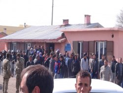 Seçim müşahitleri BDP'lilerce darp edildi