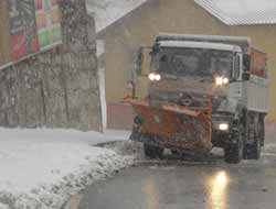 Kar yağışı nedeniyle Bitlis'te 110 köy yolu ulaşıma kapandı
